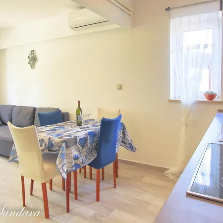 Apartman Maria Pula Exterior photo